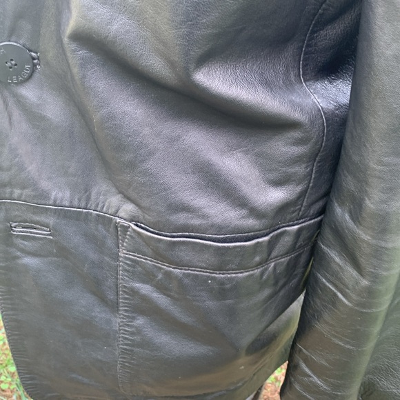 Leather jacket - Picture 4 of 12